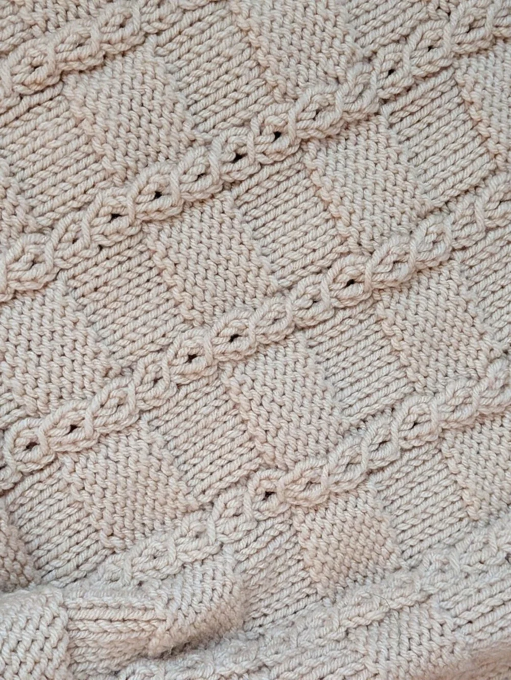 NEW Classic Woven Throw Blanket in Beige - Cozy Home Bedding Acrylic